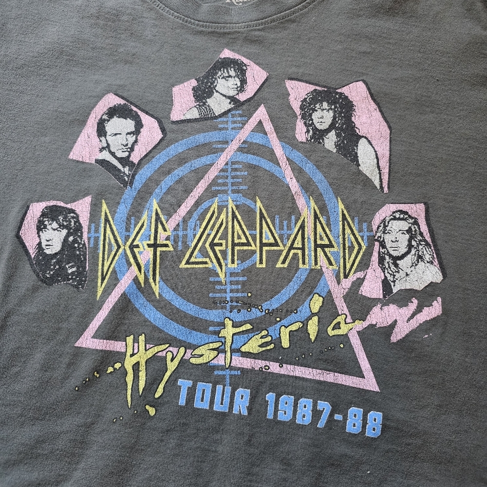 Def Leppard Cropped Tee, Small - Picture 4 of 10